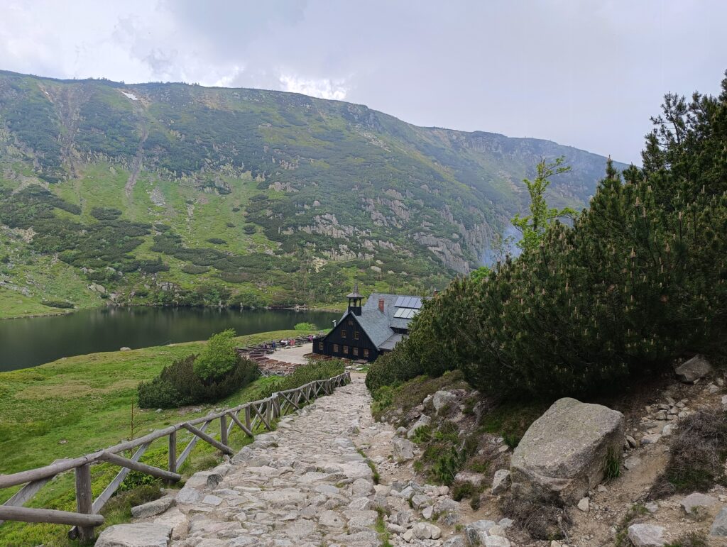 najciekawsze schroniska w Karkonoszach